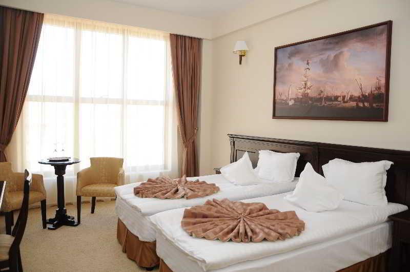 Hotel Rexton Крайова Номер фото