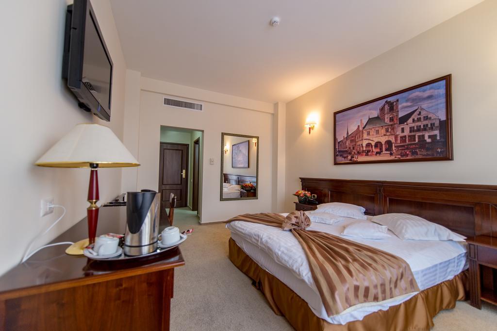 Hotel Rexton Крайова Номер фото