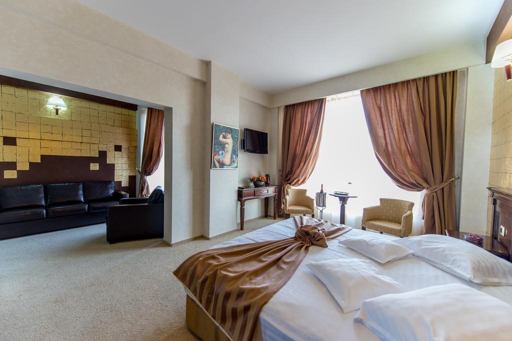 Hotel Rexton Крайова Номер фото
